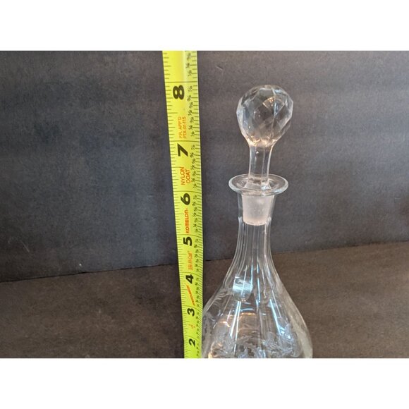 Vintage Princess House Glass Decanter With Etched Floral Design Faceted Stopper - Picture 3 of 6
